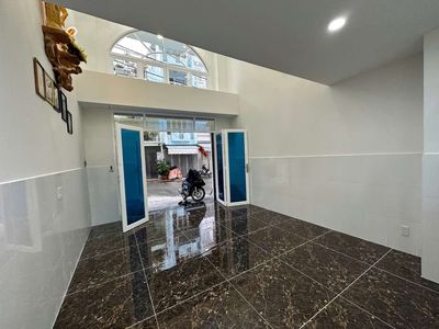 Cho thuê mặt bằng đường số lâm vân bền, quận 7