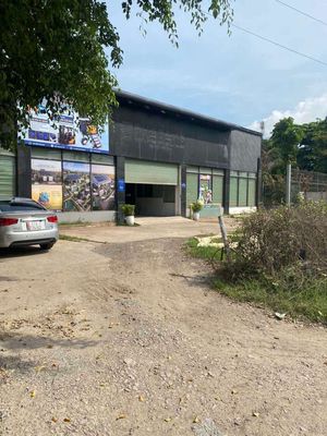 Kho 1.500m² đường nguyễn xiển quận 9 – đường xe container.
