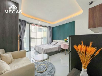 Căn hộ ban công mới 100% - full nội thất - ngay công viên phần mềm