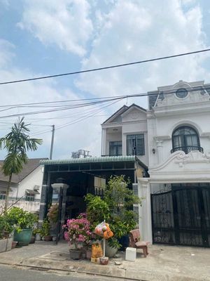 Bán nhà 1 trệt 1 lầu khu TĐC Tiamo Phú Thịnh, Bình Dương