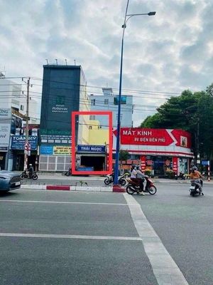 Bán nhà mặt tiền Quốc lộ 13, Thủ Dầu Một, giá 7.2 tỷ