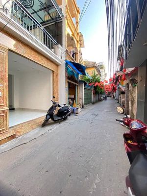 Nhà 6 tầng thang máy, lô góc, Ngoại Giao Đoàn, 10 tỷ