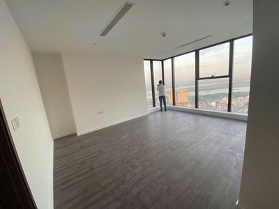 Bán căn hộ 3PN Sunshine City 118m² view sông Hồng