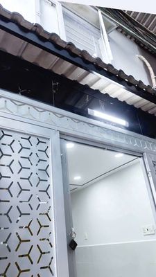 Bán nhà nhỏ mới xây hẻm thẳng xinh xinh cách Nguyễn Thị thập 15m — ảnh 1