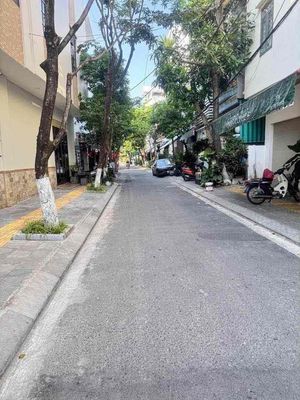 Cho thuê nhà kiệt oto NGUYỄN VĂN LINH gần sân bay Full nội thất