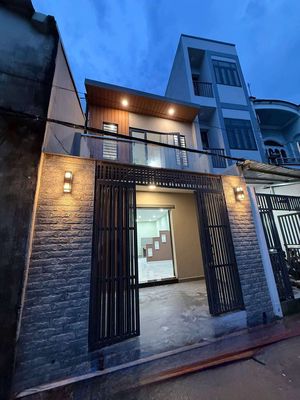 Nhà mặt tiền đường Lái Thiêu 87 trung tâm phường Lái Thiêu.TP.HCM