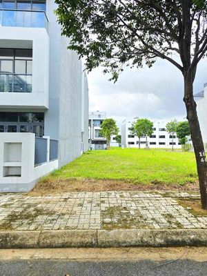 Một lô đất quá rẻ so với khu vực – đông tăng long chỉ 7,2 tỷ
