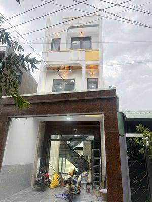 bán nhà shr mới 100% đường nguyễn hiền