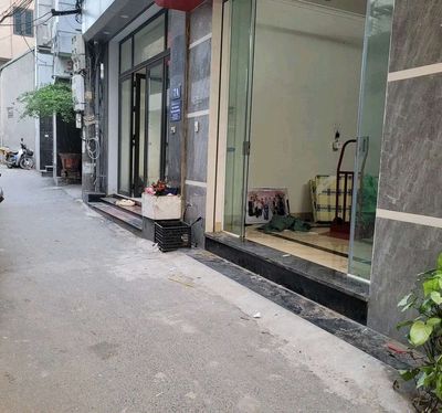 Cho thuê nhà Ô tô 7 chỗ qua nhà Kinh doanh tốt