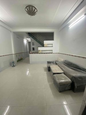 Nhà 1 Trệt 2 Lầu 4PN 5x18m Đường Xe Tải KDC Hoàng Quốc Việt Quận 7 — ảnh 1