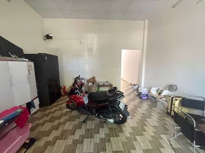 cho thuê nhà nguyên căn bá giáng . hòa quý.khu bá tùng. 6 triệu thánh