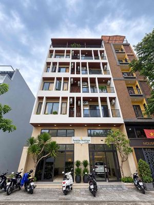 Cho thuê căn hộ 1 phòng ngủ đối diện công viên
