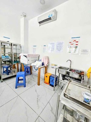 Góc 2 mặt tiền đặng thái thân, quận 5 - vị trí kinh doanh y tế cực