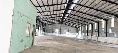 Cho thuê 1750m2 xưởng bình điện 320kwa đường Container Tân Uyên BD