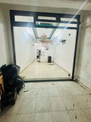 Nhà mặt tiền khu gò dầu, 4x33m, 1 lầu, 2pn, 2wc, giá 10 triệu