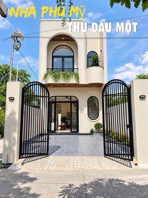 Bán nhà thủ dầu một gần aeon tp mới - nhà hiện đại sân xe hơi
