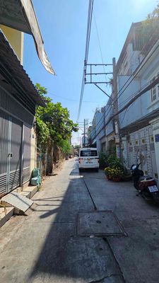Ngay khu Tên Lửa, 5x20m, Khu Xây Dựng Cao Tầng