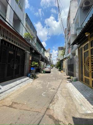 Giảm 300tr bán nhà 2 tầng hẻm xe hơi 1/ lê văn quới–dtsd 110m2- 5tỷ45