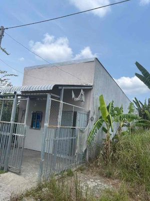tôi chính chủ bán nhà trong kdc vạn phát, giảm 220tr