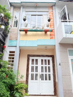 Nhà tân phú rẻ hơn bình tân