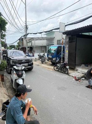 Nhà MTKD Đường số 9 (. Cách 50m Ra Mt kênh tham lương) Đường kênh