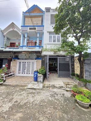 Nhà phố gần chợ Bình An và làng đại họcquốc gia, phường Bình Thắng