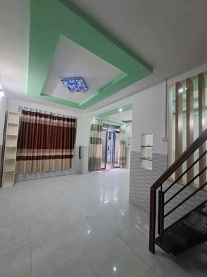 nhà mới ghi thue lâu dài