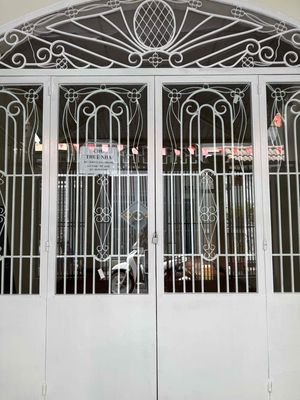 Nhà cho thuê vào ở ngay, 4x16, có gác lửng 2 wc, khu phố an ninh, sạch