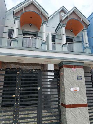 Nhà có việc cần bán