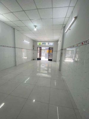 chưa đến 100tr/m
