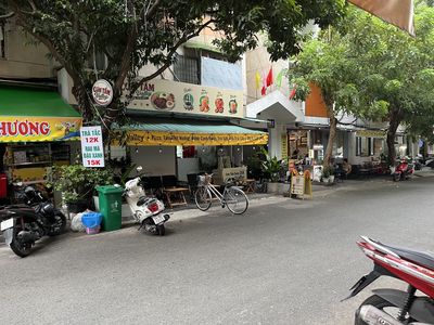 Cần bán nhanh căn hộ shophouse chung cư Nhiêu Tứ 1