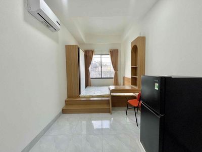 Căn Hộ Cửa Sổ Full Nội Thất Gần Etown Cộng Hoà - Nhà Ga T3 Tân Bình