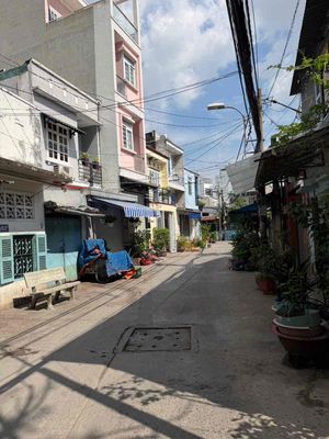 Cần Bán nhà Hẻm Xe Hơi . Bình Đông Q8