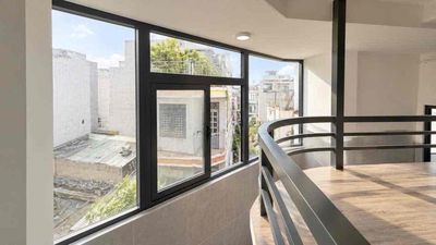 Duplex cửa sổ trời full nội thất nằm ngay tại phan xích long phú nhuận