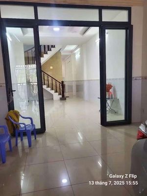 nhà lầu mặt tiền đường buôn bán đường 2 bà trưng