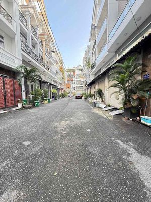 Nhà Phố Liền Kề Đường Số 59 Gần Chung Cư Dream Home 4PN Có Gara Xe Hơi