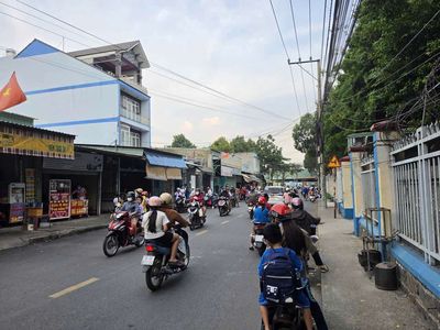 Bán mặt bằng kinh doanh có 2 nhà cấp 4 liền kề và 21 phòng trọ