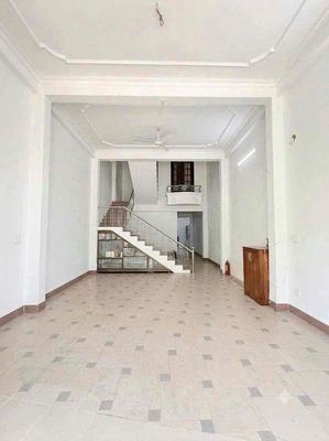 Cho thuê nhà 3 tầng Mt Nguyễn Chí Diễu gần chợ An Hải Bắc, Sơn Trà