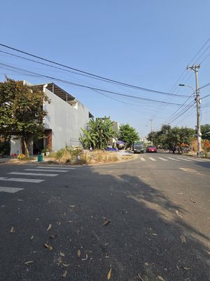 Bán đất lô góc ngã 4 đường la hối & thanh lườn 11,hòa xuân