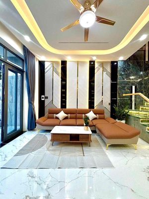 Cho thuê nhà mới 3 tầng đường hoàng châu ký hoà xuân