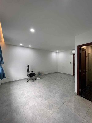 Cho thuê văn phòng vừa ở vừa làm kđt Vạn Phúc 2 phòng 11 tr/tháng — ảnh 1