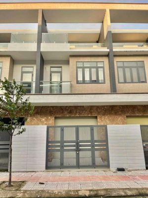 Bán nhà 1 trệt 2 lầu khu dân cư Bửu Long 3
