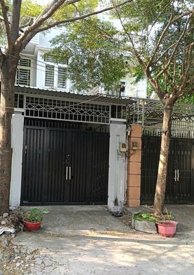 Cho thuê nhà 1 trệt 3L đường oto KDC Hồng Long Hiệp Bình Thủ Đức 14tr