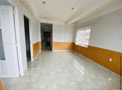 Cần bán gấp căn chung cư Lê Thị Riêng P.15 Q10( nay Phường Hoà Hưng)