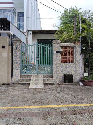 cho thuê nhà Mai đăng Chơn. Hòa quý. 5 triệu 5. kinh doanh dc.