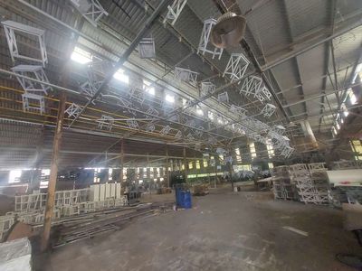 Cho thuê xưởng 1800m2 sx gỗ.Có sẵn Chuyền sơn và máy móc,Tân Hiệp Mới