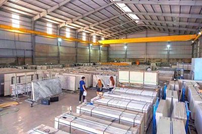 Xưởng Thuận An 1555m đường cont sẵn cẩu trục văn phòng và phòng ở