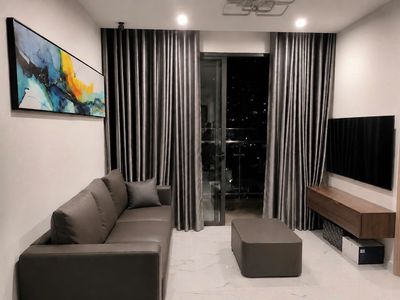 Beverly Solari - 2PN 2WC 59m2 - View hồ bơi - Full nội thất - Giá 3 tỷ