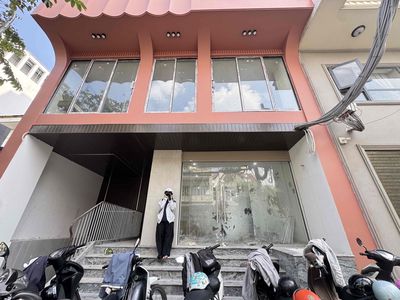 Cho thuê mb mặt tiền đường 79 tân quy, hợp làm nails, vp, showroom