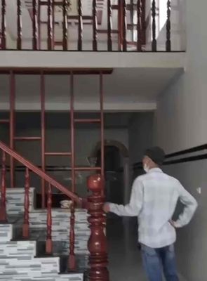 cho thuê gấp nhà 2 tầng gần cổng sb Long Thành, nhà mới, 3pn, 2wc
